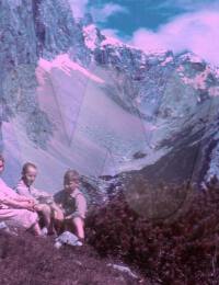 Helmut Paul mit Eltern in den Bergen