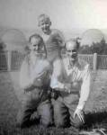 Helmut Paul mit Vater und Onkel